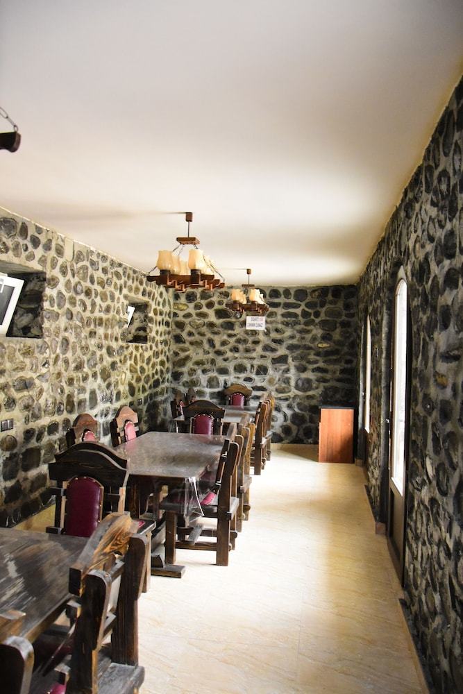 Hotel Simsek Motel & Restaurant