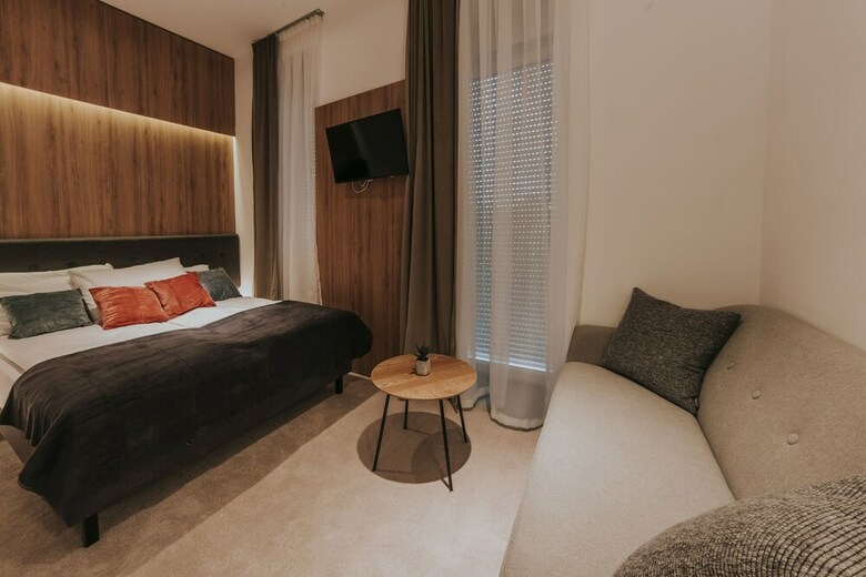 Apricot Luxe Apartments