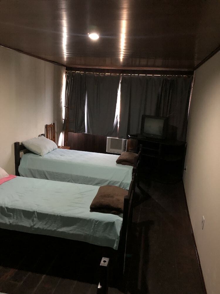 Oyo Fragata Praia Hotel