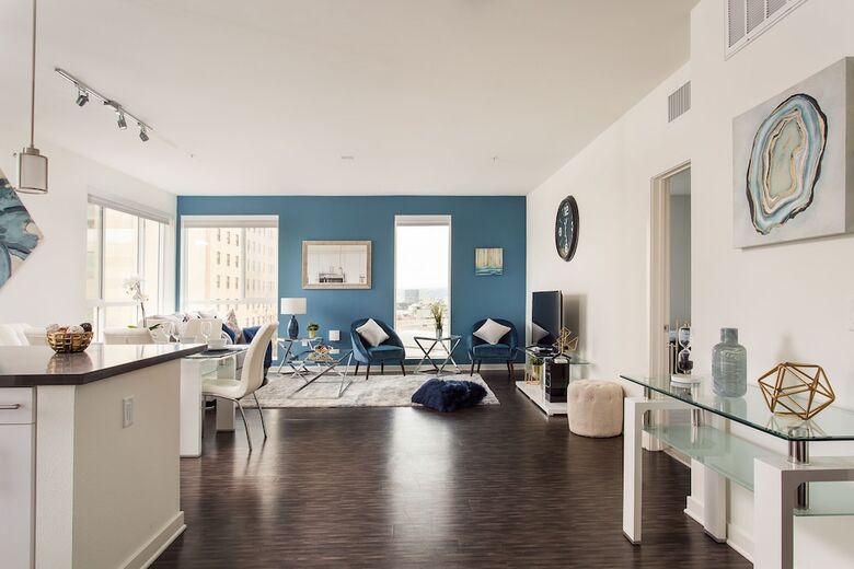 Apartamentos Luxurious Downtown La 2bd Suites