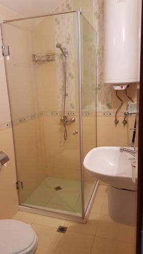 Tashevi Apartments