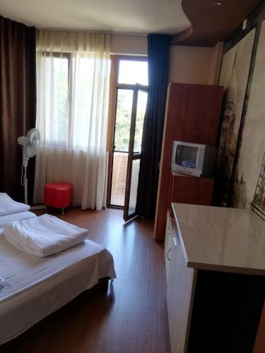 Hostal Hristovi Apartments & Studios