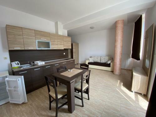 Sunrise Apartments, Pomorie