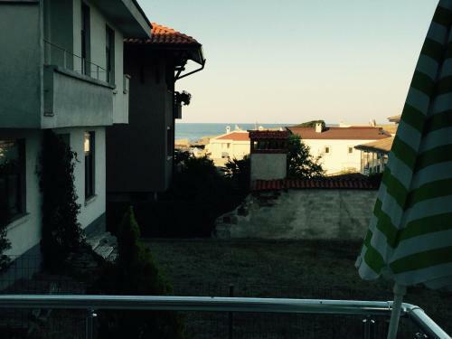 Hostal Villa California