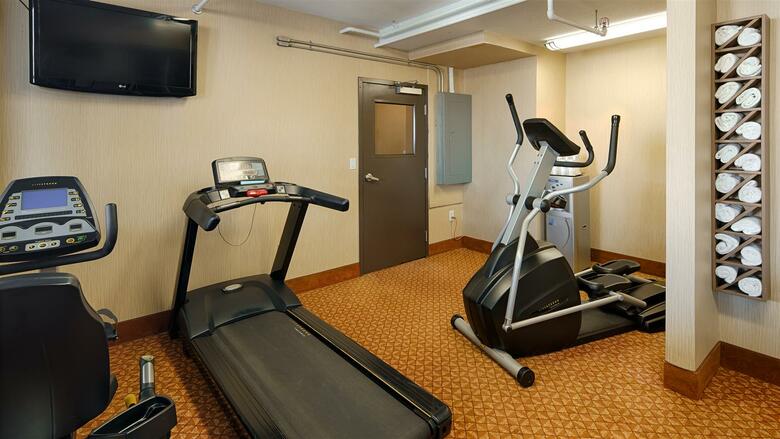 Posada Best Western Plus Estevan Inn & Suites