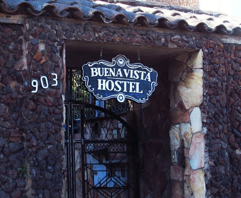 Hostal Buena Vista Hostel