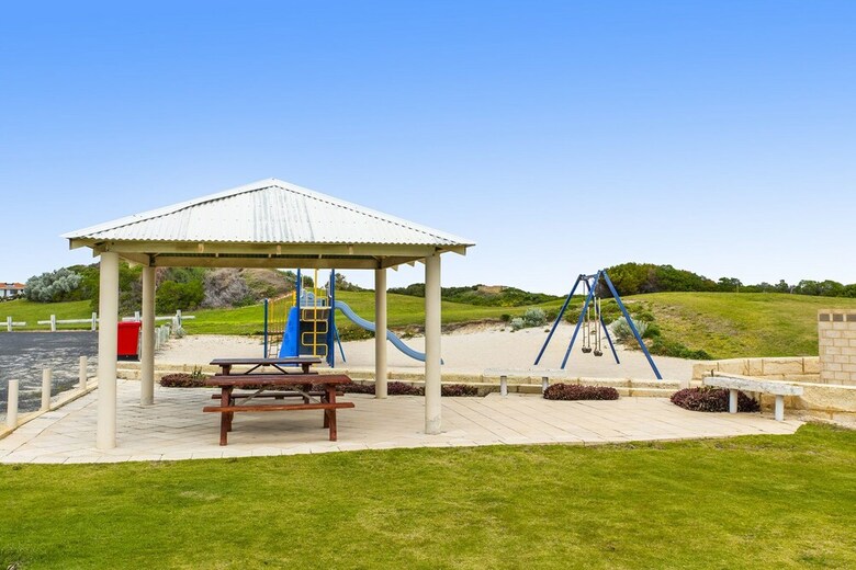 Sea-spray - Walking Distance To Ocean