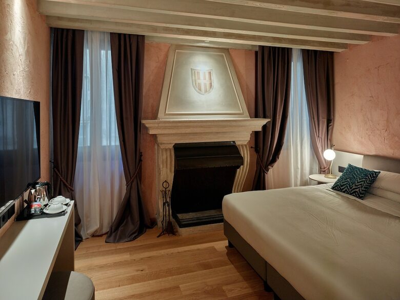 Hotel Ca' Dei Proverbi Suites