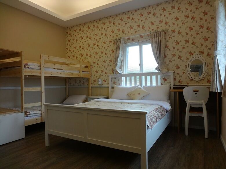 Bed & Breakfast Starlight Garden Guest House