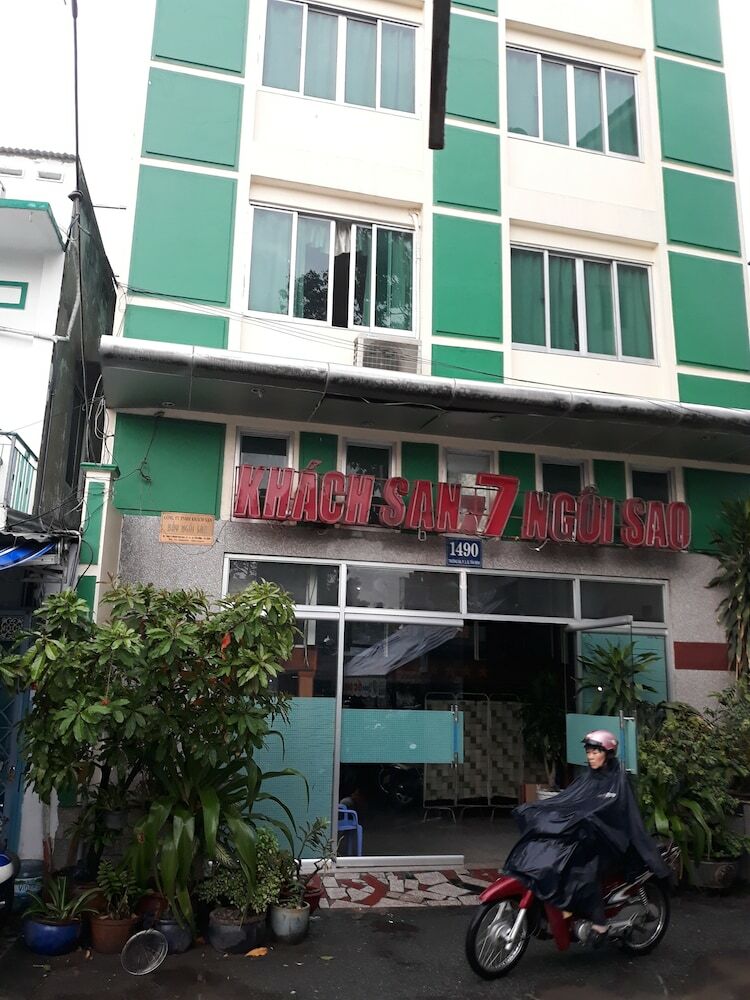 Oyo 425 Seven Stars Hotel