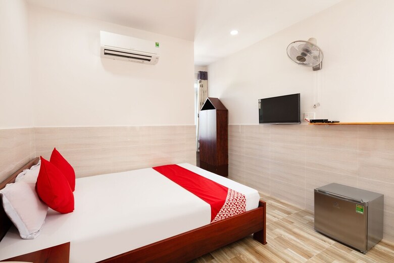 Oyo 474 Vinh Quang Hotel 3