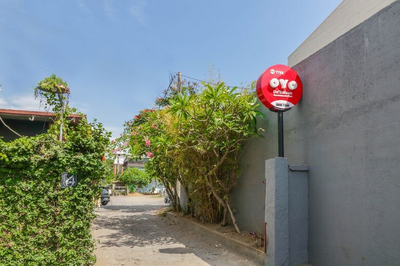 Hotel Oyo 1755 De'balcon Accomodation
