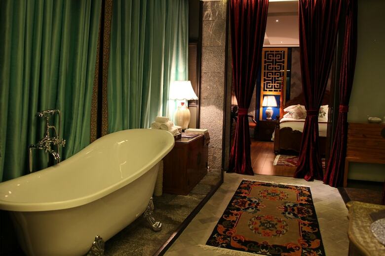 Hotel Qing Pu Villa