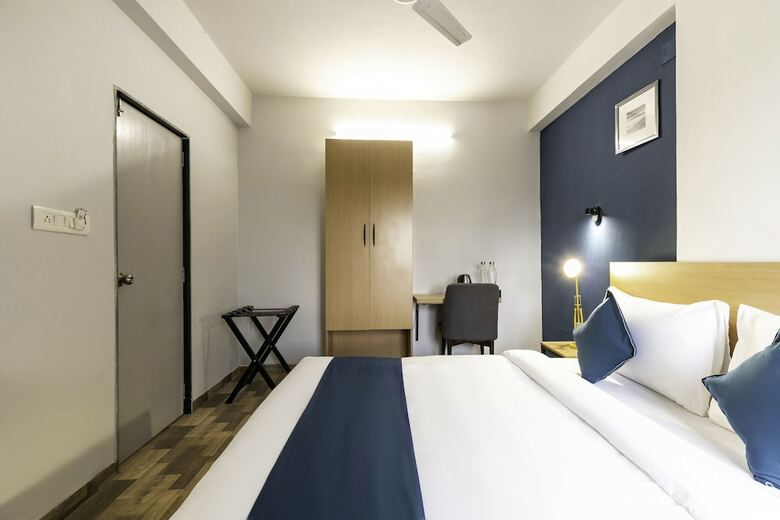 Hotel Silverkey Executive Stays 42958 Sg Highway