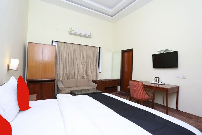 Capital O 45308 Hotel Highway