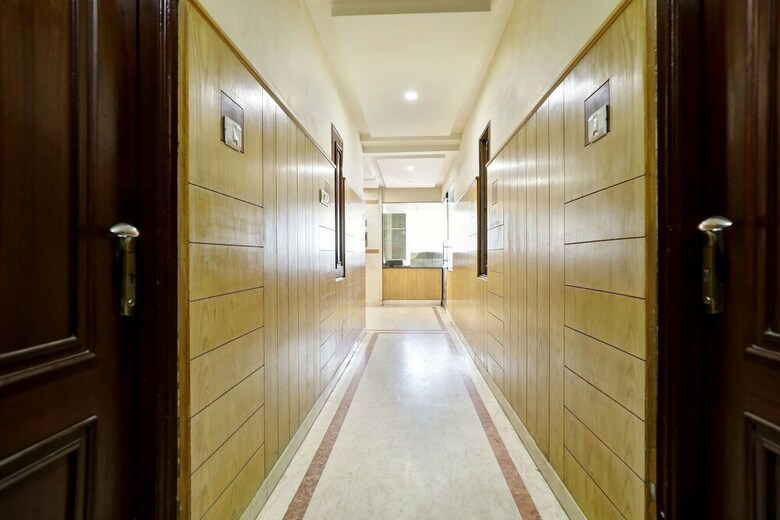 Hotel Oyo 38662 Snt Comforts Lodge