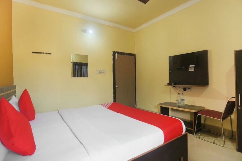 Oyo 48884 Hotel Trishakti