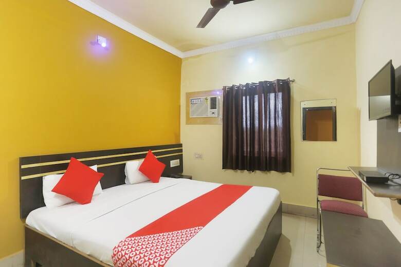 Oyo 48884 Hotel Trishakti