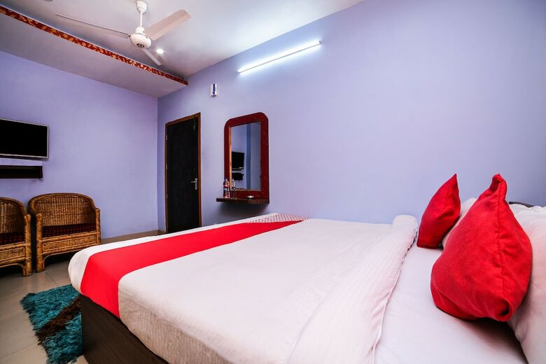 Oyo Flagship 50138 Hotel Parashuram Isbt
