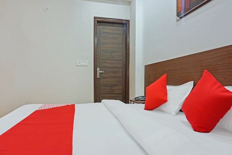 Oyo 37169 Hotel Quadis