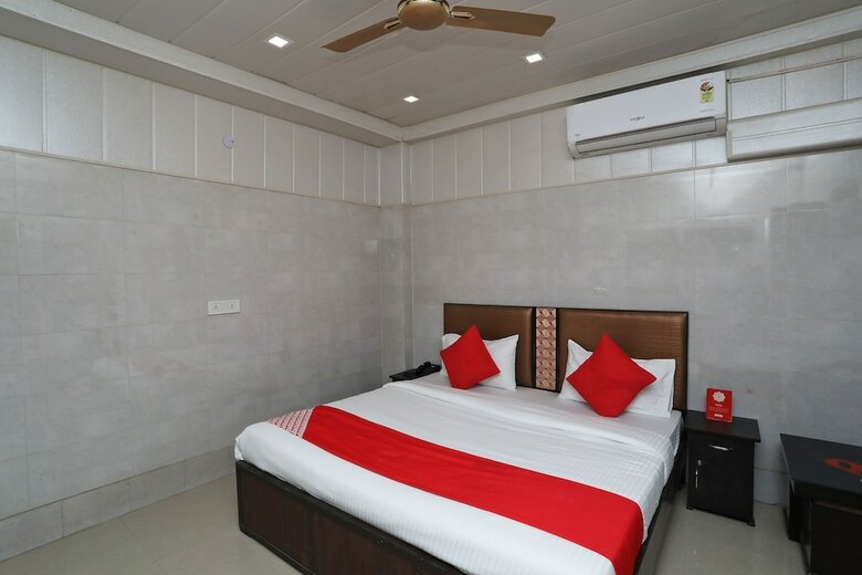 Hotel Oyo 36011 Qlark Stay
