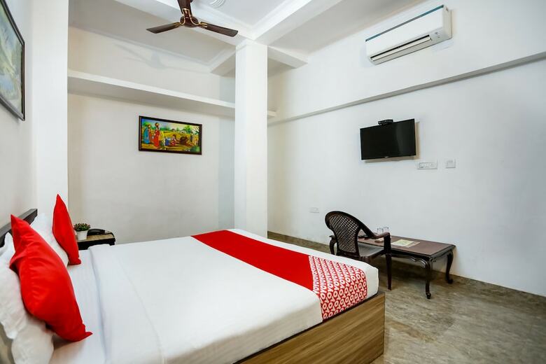 Hotel Oyo 49750 Surya Inn
