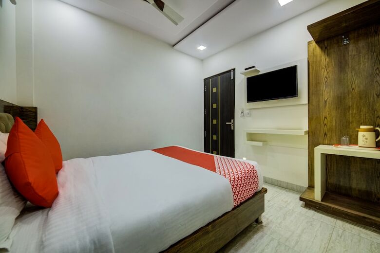 Oyo 35359 Hotel Victoria Dx