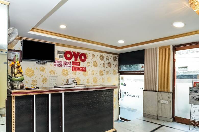 Oyo 22135 Hotel Kanishka Palace