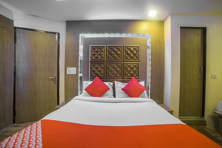 Hotel Oyo 35981 Rohit Dx
