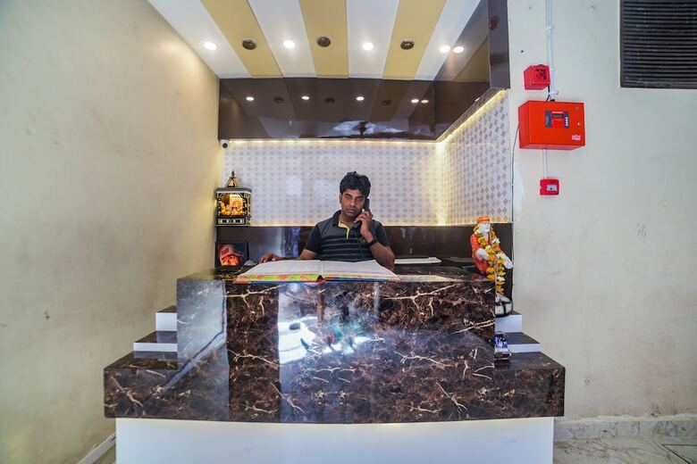 Hotel Oyo 35981 Rohit Dx