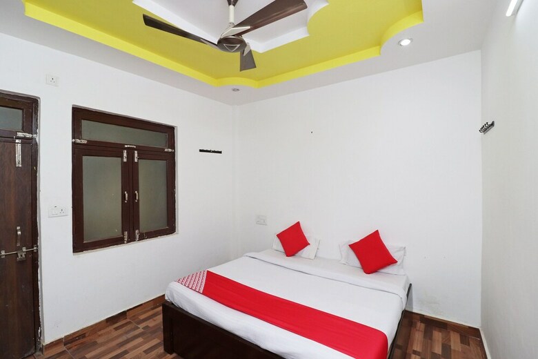Hotel Oyo 41236 Shree Ji Dham