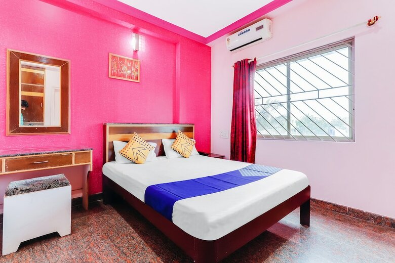 Hotel Spot On 62188 Sahara Residency