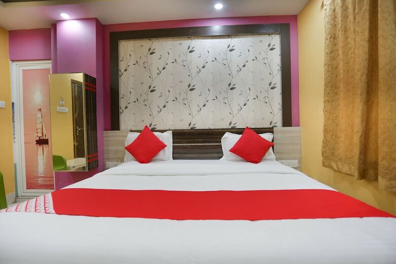 Hotel Spot On 44297 Som's Empire
