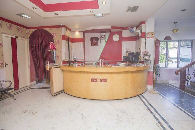 Spot On 48821 Hotel Chitra