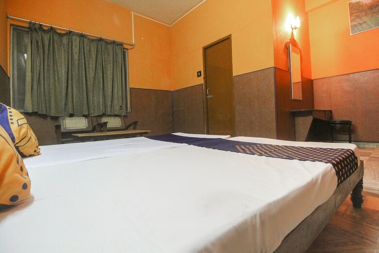 Spot On 62694 Hotel Maruthi