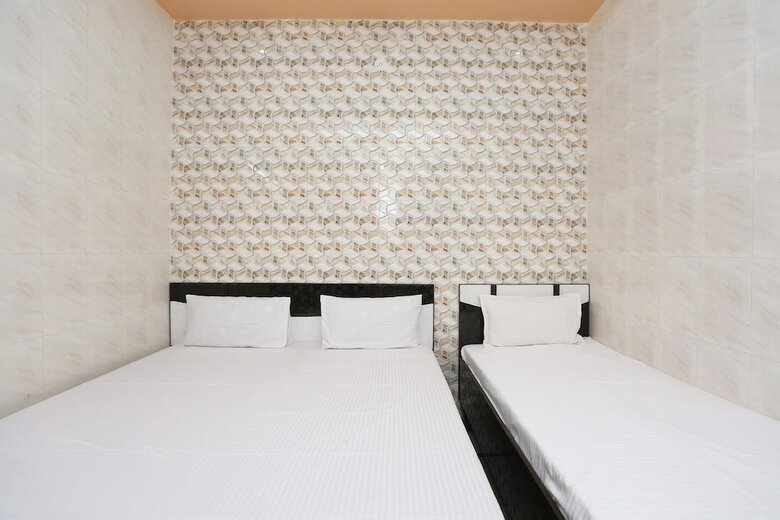 Spot On 37780 Hotel Doon Sabri