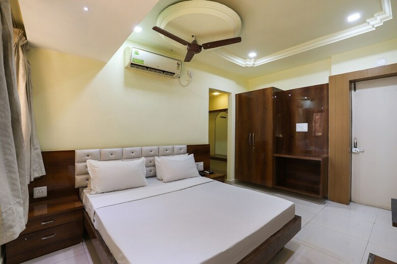 Spot On 61734 Hotel Janki
