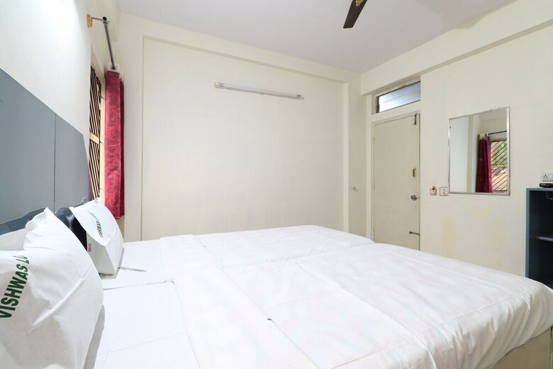 Hotel Spot On 37711 Vishwas Delux Lodge