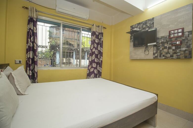 Spot On 38642 Hotel Sarojini Palace