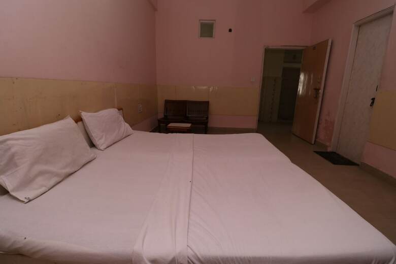 Spot On 37324 Hotel Grace