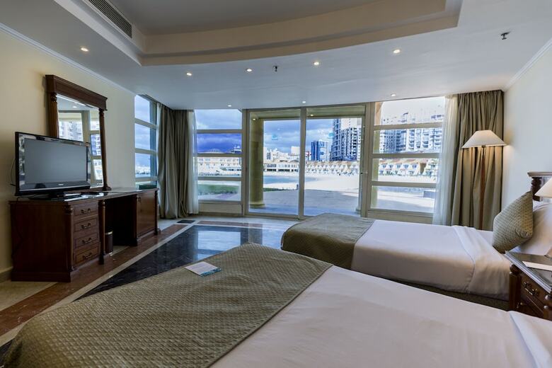 Sunrise Alex Avenue Hotel