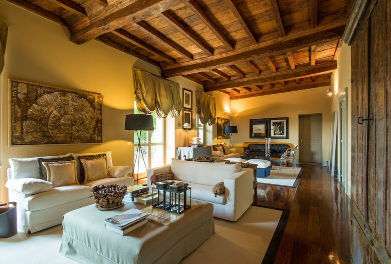 Villa Truffle
