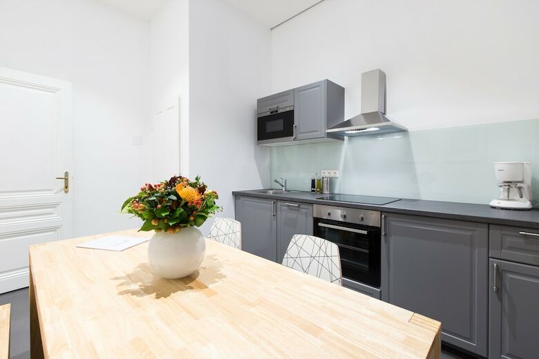 Heymi Apartments In City Center