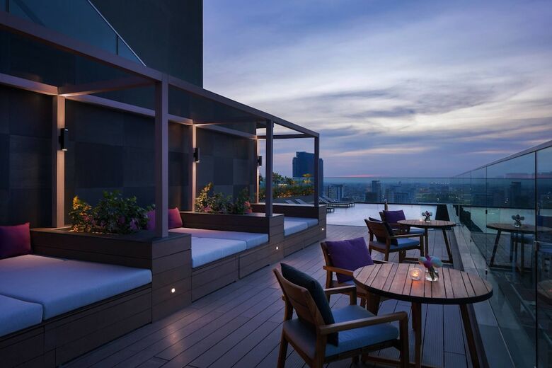 Hotel Courtyard By Marriott Phnom Penh