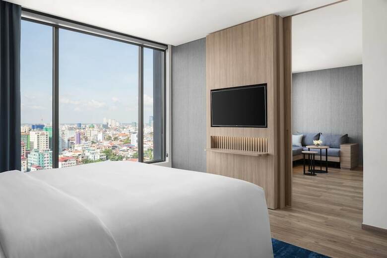Hotel Courtyard By Marriott Phnom Penh