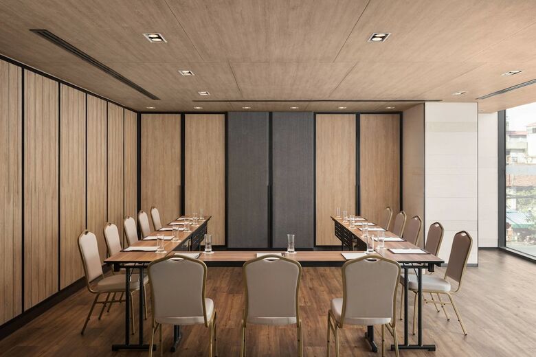 Hotel Courtyard By Marriott Phnom Penh