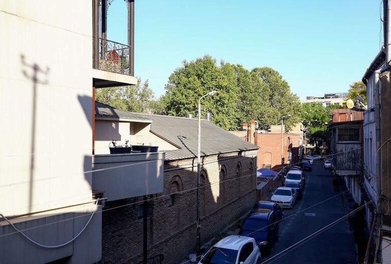 One Bedroom Apartment Near Sulfur Baths