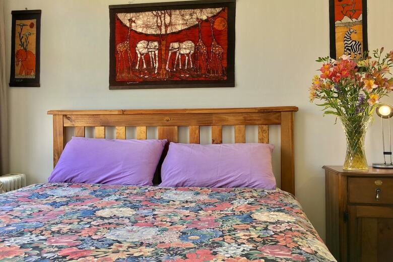 Hostal Hobart's Accommodation & Hostel