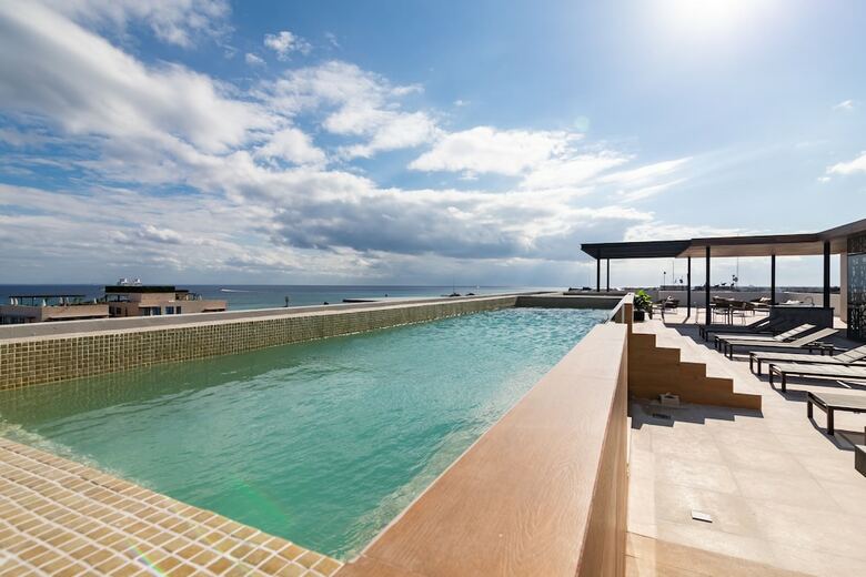 Apartamentos Distrito Coraz�n By Guruhotel