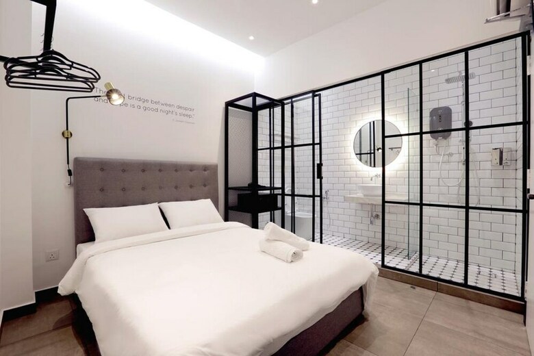 Z Hotel